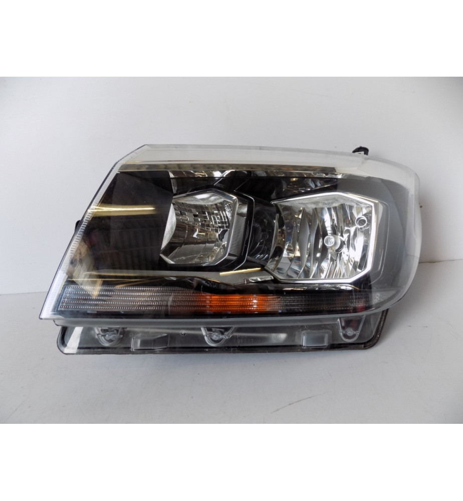VW Crafter 2 7C1 - Lampa...