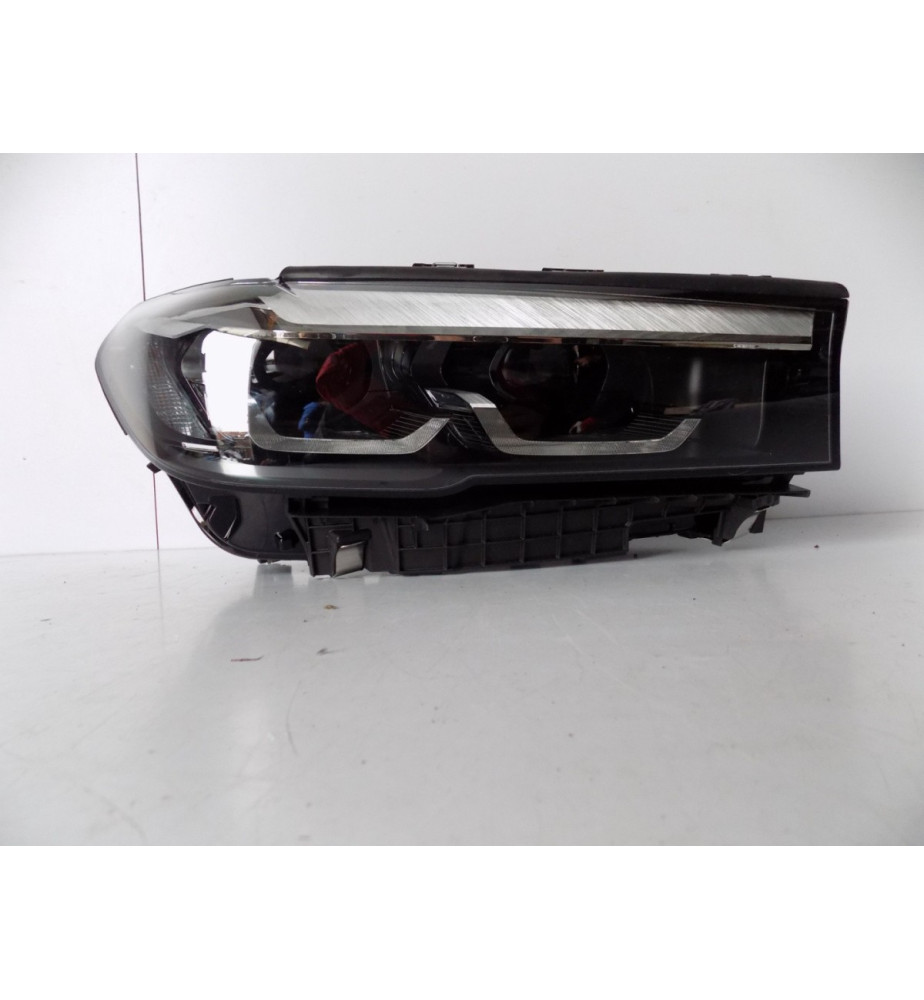 BMW 5 G30 / 31 LCI - Lampa...