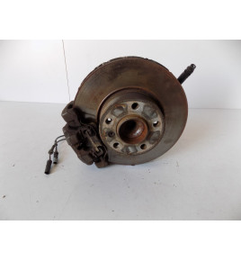 BMW 3 F30\31 Zwrotnica Przednia - Lewa - 6447