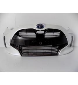 Toyota Yaris Hybrid 4 - Zderzak przedni - 10894