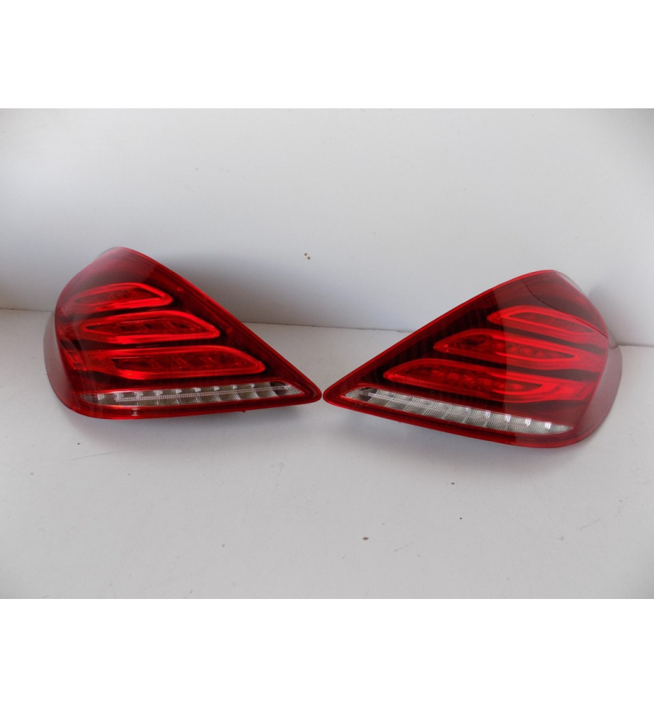 Mercedes - W222 - Lampy Tylne Led - R / L - 10921