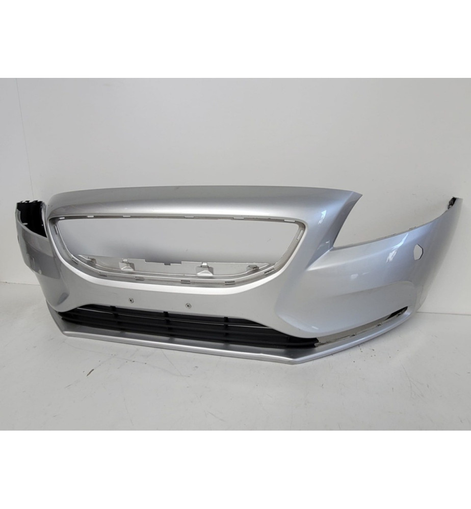 Volvo V40 Zderzak przedni -...