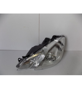 Mercedes E Klasa W207 - Lampa przednia L - 11005