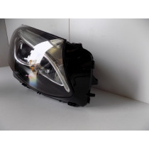 Mercedes GLC W253 - Lampa przednia R - 11008