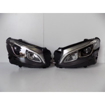 Mercedes GLC W253 - Lampa przednia R - 11008