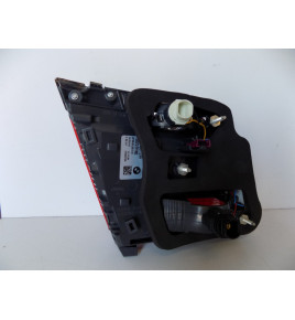 BMW 7 F01 LCI Lampa Tylna Led w Klapę R - 10982