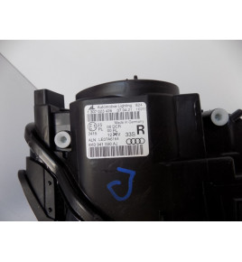 Audi A4 B8 - Lampa przednia Xenon - Prawa 11019