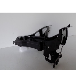 BMW X3 G01/02 - Wspornik lampy / Okular L - 11061