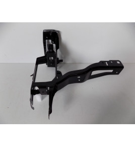 BMW X3 G01/02 - Wspornik lampy / Okular R - 11062