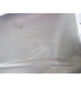 Mercedes W177 Osłona dolna Prawa Trójkąt - 11066