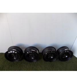 VW GOLF 4 -Komplet felg Stalowych 16 cali - 2635