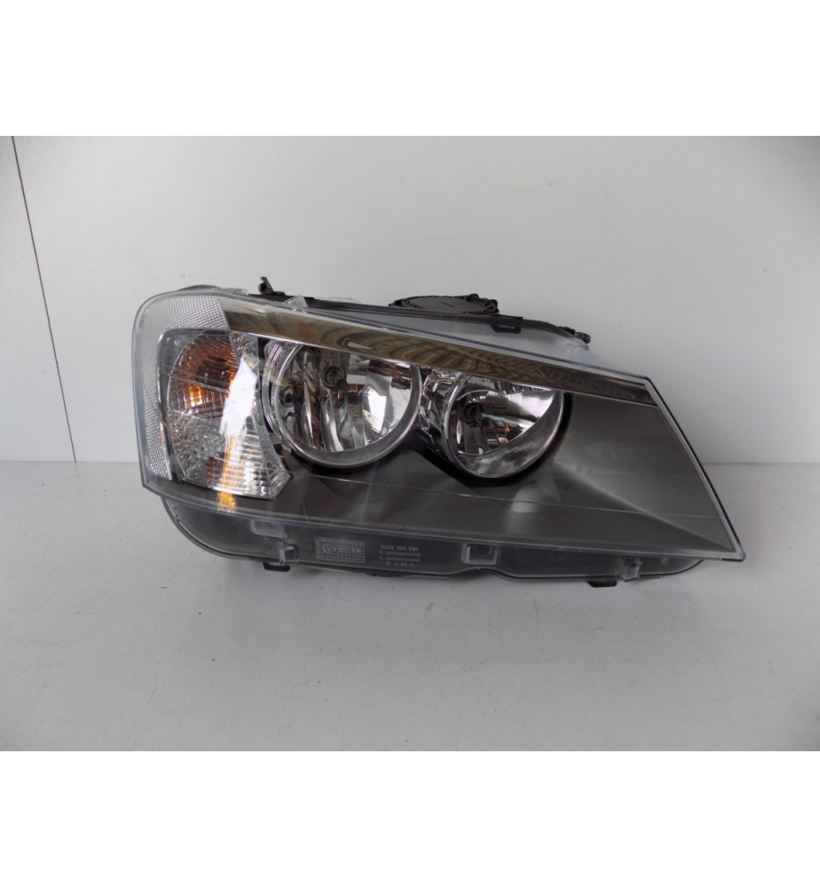 BMW X3 F25 Lampa przednia...