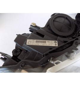 BMW 3 F30/F31 Lampa przednia Prawa - 11582