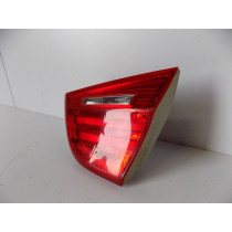 BMW 3 E90 LCI Lampa Tylna w Klapę Prawa - 11766