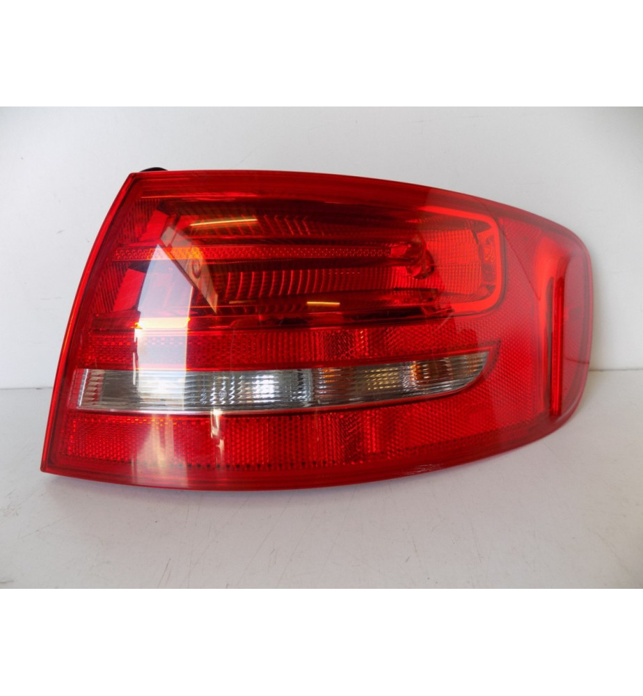 Audi A4 B8 Avant Lampa...