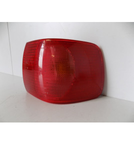 Audi 80 B4 Sedan - Lampa Tylna Prawa - 11873