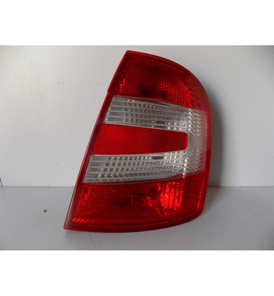 Skoda Fabia 1 - Lampa Tylna...