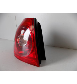 Volkswagen Golf 5 - Lampa Tylna Lewa - 11883