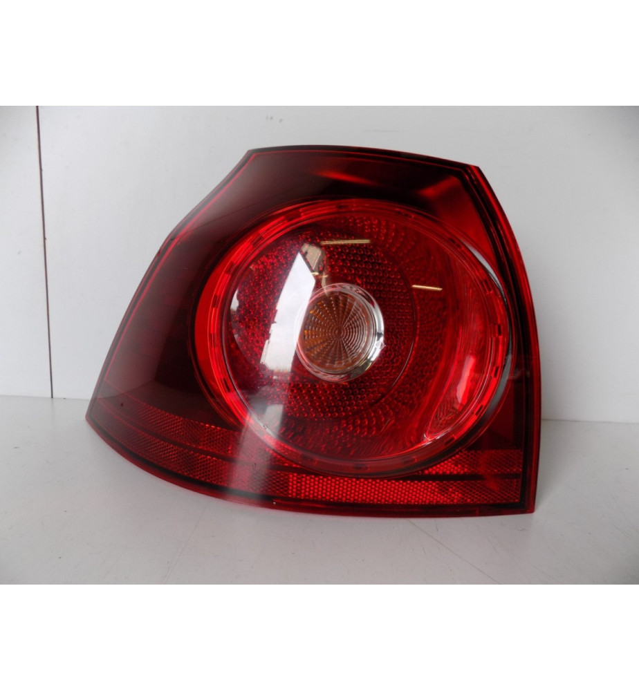 Volkswagen Golf 5 - Lampa Tylna Lewa - 11886