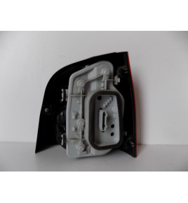Volkswagen Polo 9N - Lampa Tylna Lewa - 11888