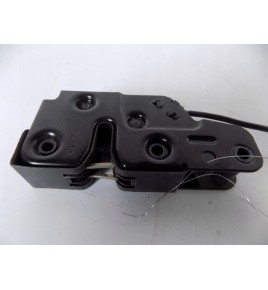 Audi A4 B8 - Zamek Maski - 2191