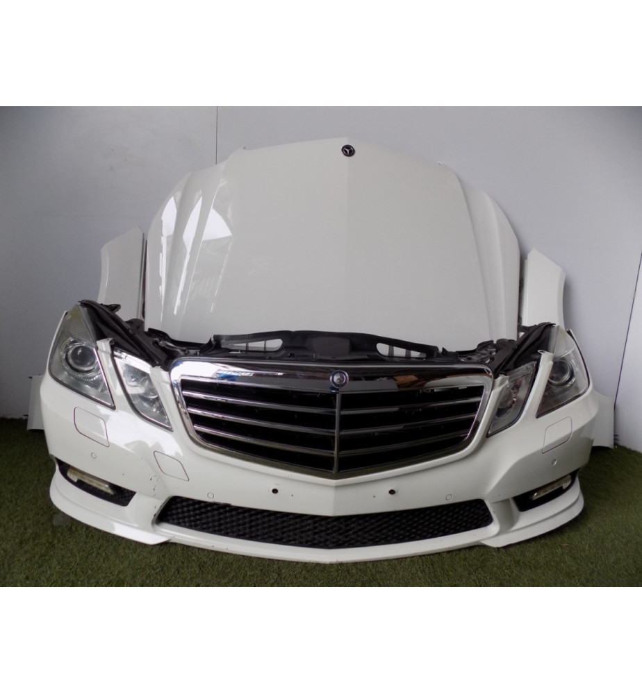 Mercedes E W212 Maska...