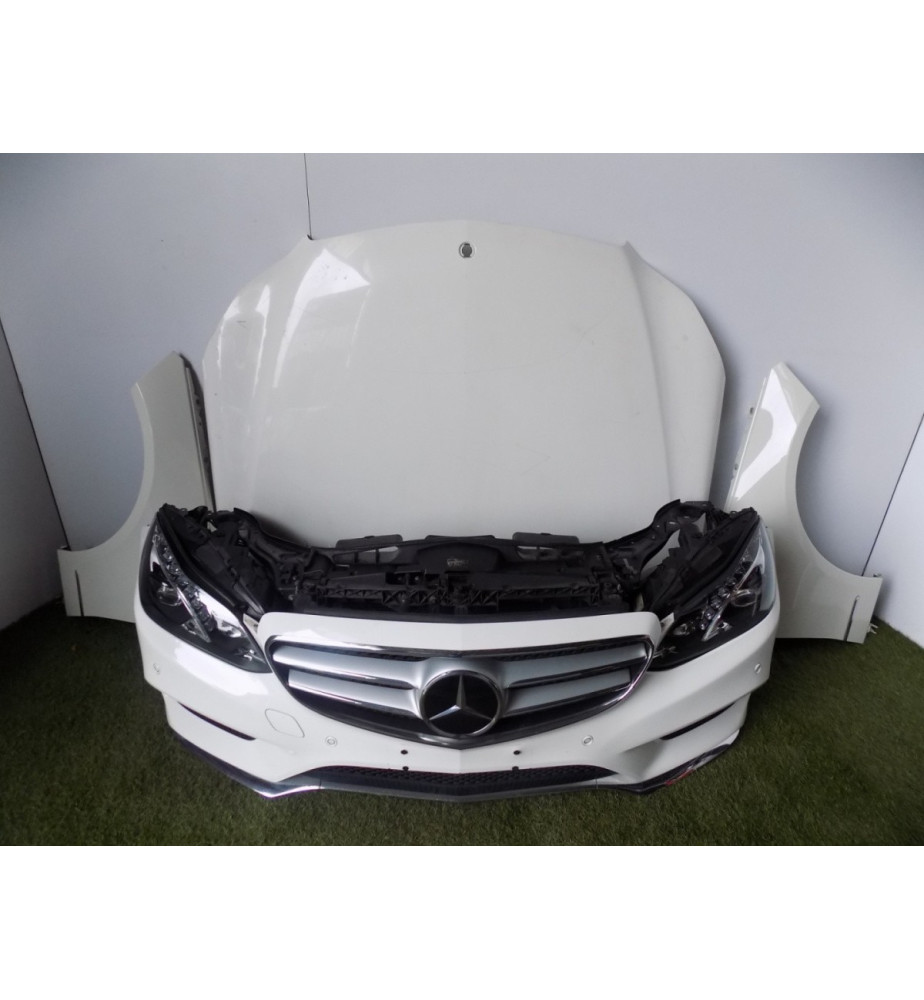 Mercedes W212 AMG Maska...