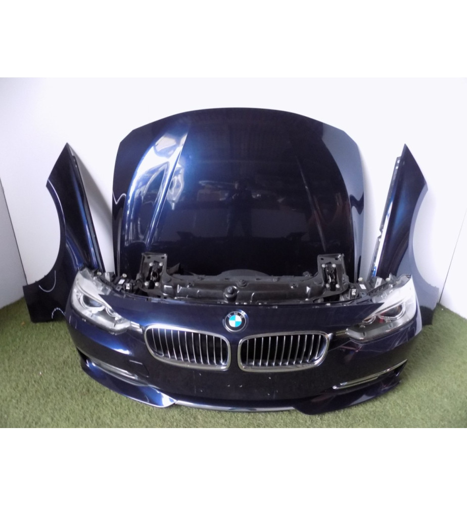 BMW 3 F30 Maska Lampy Pas...