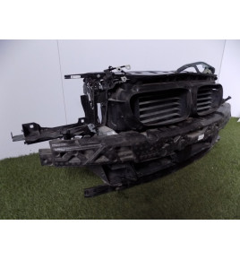 BMW 5 F10 LCI Pas Przedni / Zestaw Chłodnic 12575