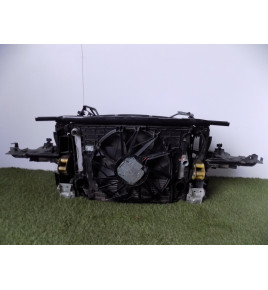 BMW 5 F10 LCI Pas Przedni / Zestaw Chłodnic 12575