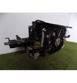 BMW 5 F10 LCI Pas Przedni / Zestaw Chłodnic 12575