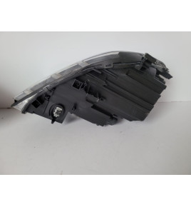 Mercedes CLA W117 Lampa przednnia Xenon L - 12641