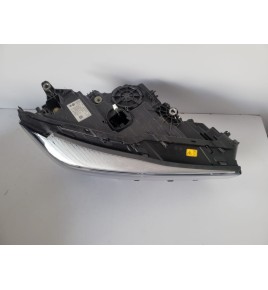 BMW 7 G11 12 LCI Lampa przednia LASER Prawa 12668