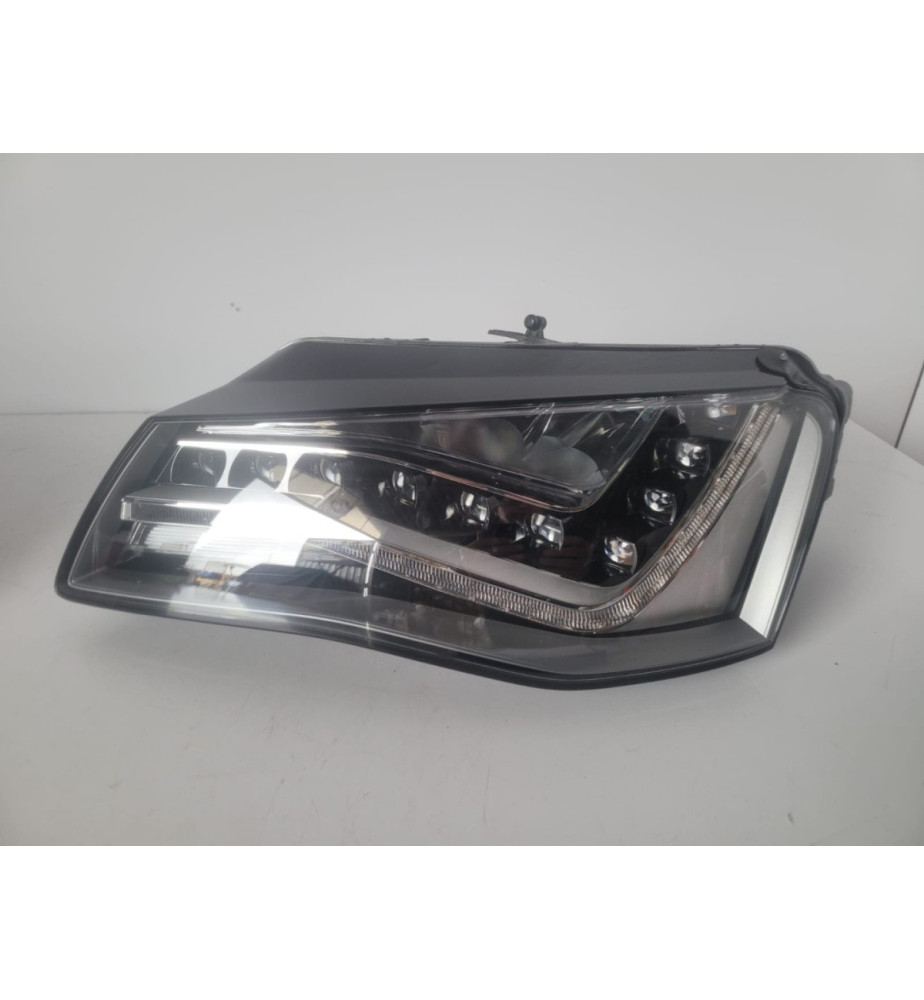 Audi A8 4H Lampa przednia...