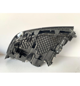 BMW 5 G30 / 31 Lampa przednia Full Led R - 12686