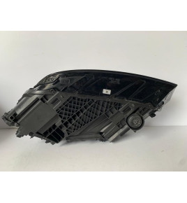 Audi Q7 4M Lampa przednia FULL LED - Prawa 12704