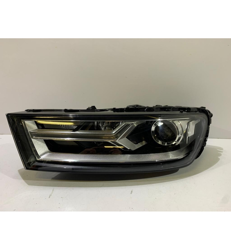 Audi Q7 4M Lampa Przednia Bi-Xenon - Lewa 12713