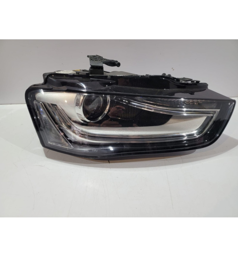 Audi A4 B8 8K0 Lift Lampa przednia Xenon R - 12828