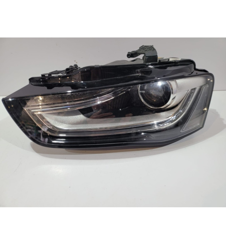 Audi A4 B8 8K0 Lift Lampa przednia Xenon L- 12829