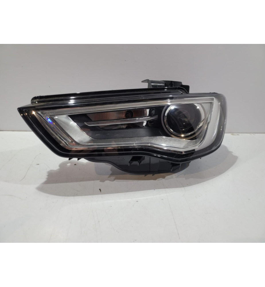 Audi A3 8V Lampa przednia...