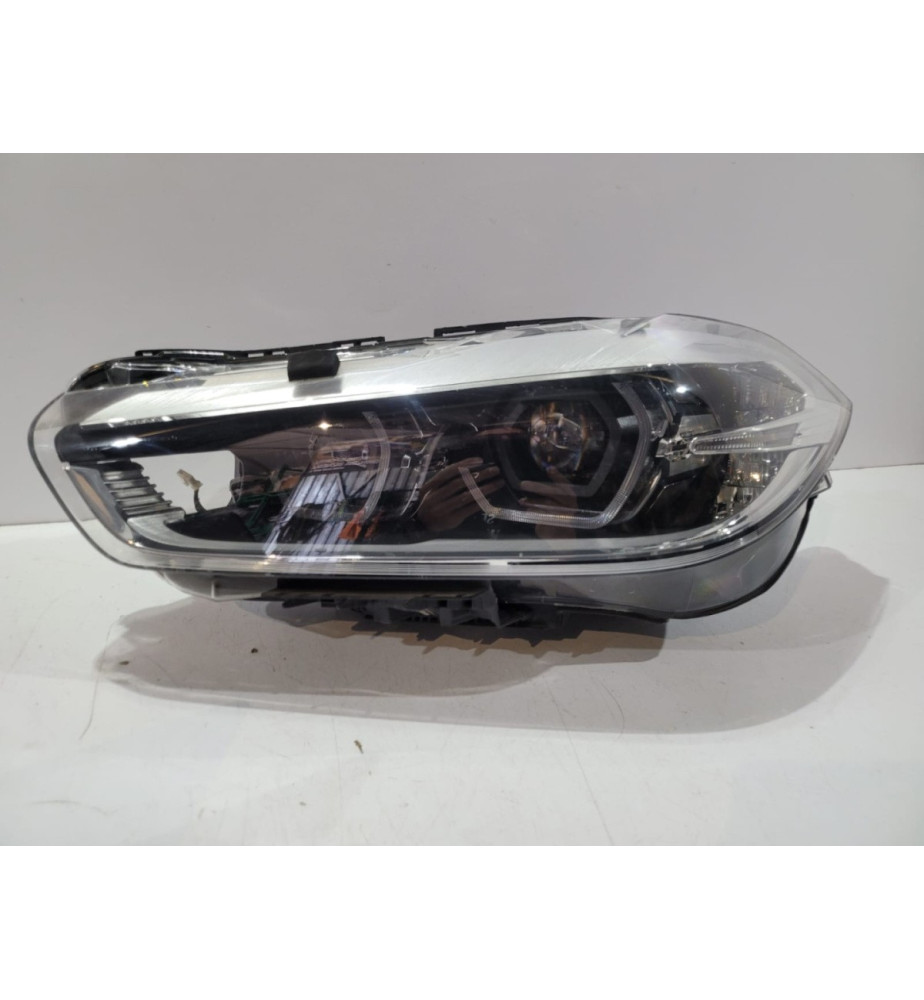 BMW X1 F48 Lampa przednia...