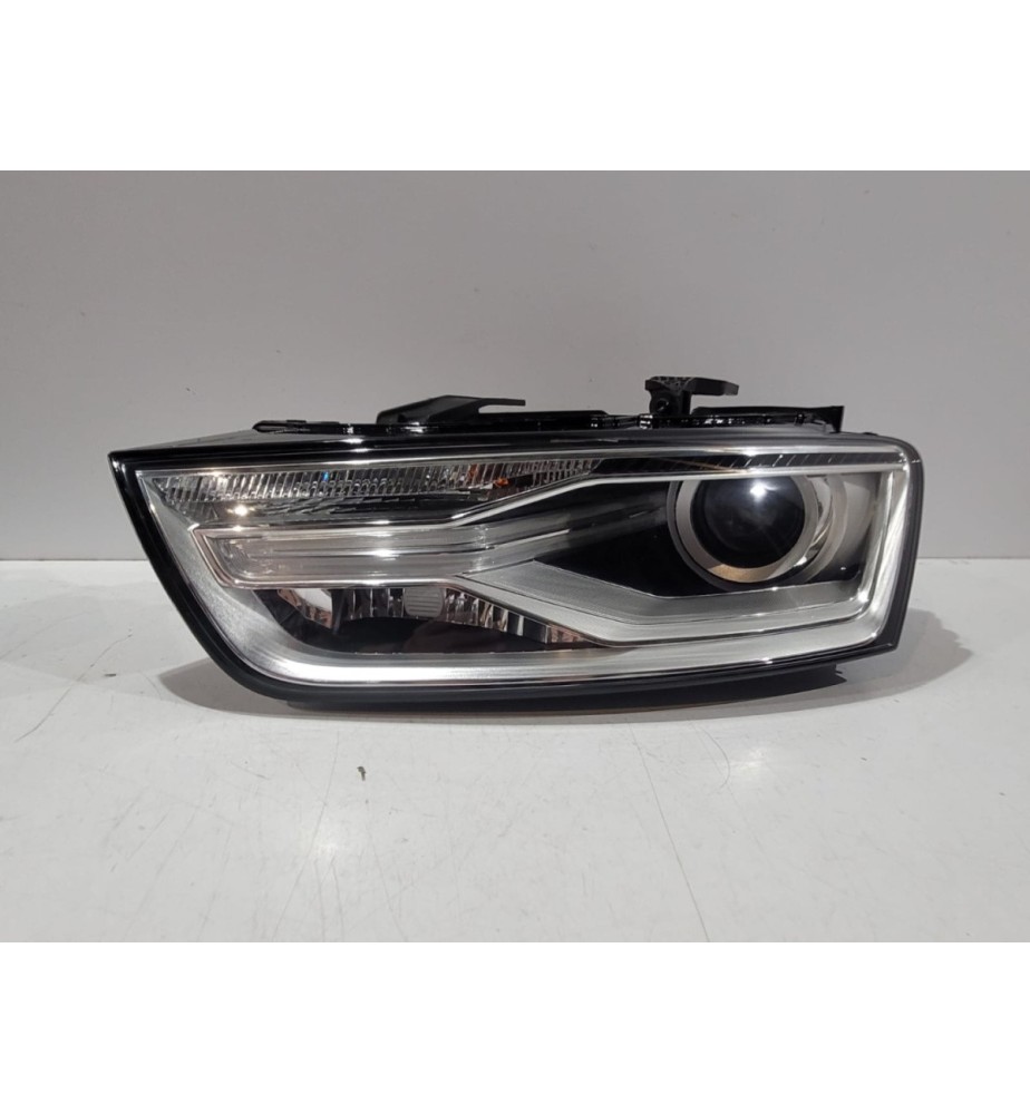 Audi Q3 8U0 Lampa przednia...