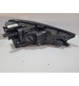 Audi A4 B9 Lampa przednia Bi-Xenon Lewa - 12893