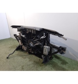 BMW X3 E83 Pas przedni kompletny - 12928