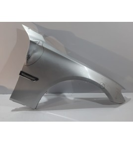 BMW 7 F01 / F02 Błotnik Prawy Uszkodzony - 12993