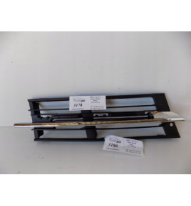 BMW 7 F01 F02 LCI Kratka Zderzaka Prawa - 3178