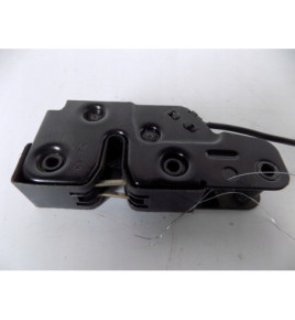 Audi A4 B8 - Zamek Maski - 2191