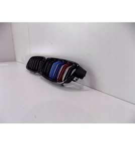 BMW 3 F30 F31 Grill / Nerka M-Power - 3061
