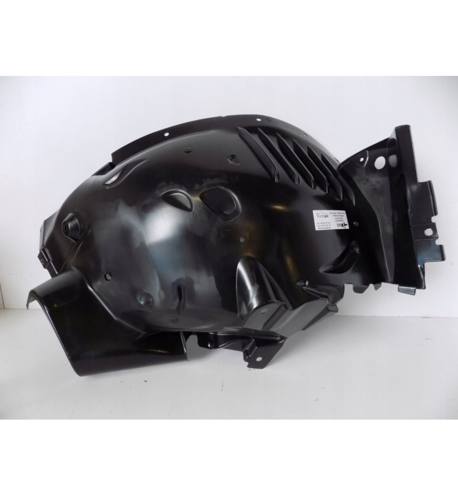 Mercedes C Klasa W204 Nadkole przednie Lewe - 3107