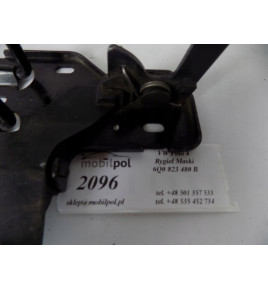 VW Polo 6Q - Zamek / Rygiel Maski - 2096